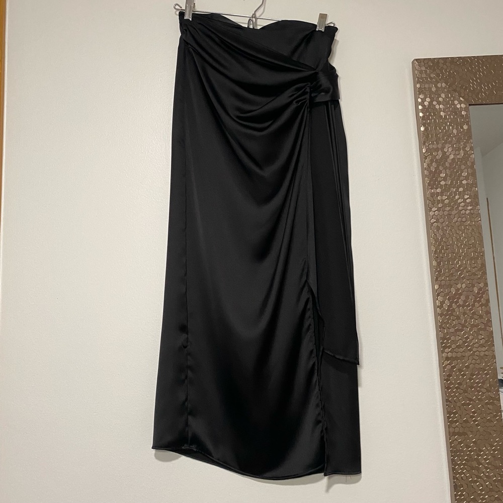NEW ZARA midi skirt